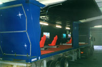 Trailer with Four Plasmascreen Qualifying Units
